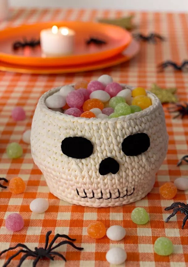 Gothic Skull T-Shirt Yarn Crochet Basket Pattern